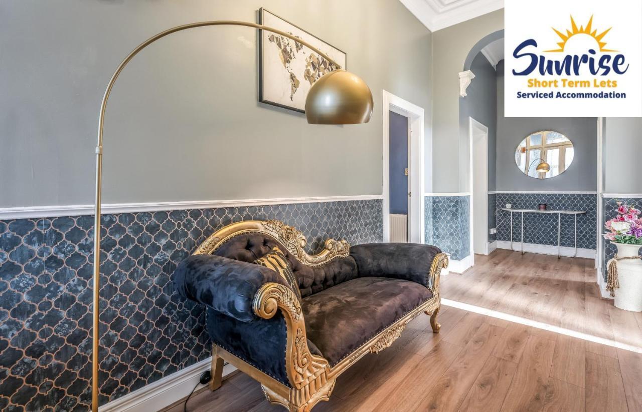 Presidential Apartment, Family Home, Luxury Bedrooms, 2 Rooms, 1 King Bed, 2 Single Beds, Free Wifi, Free Parking, Tourists, Business Travelers, Relocation, Beautiful River Views, - Long Stays, Invoice And Reduced Price Are Only Via Sunrise Short Let Dundee Dış mekan fotoğraf