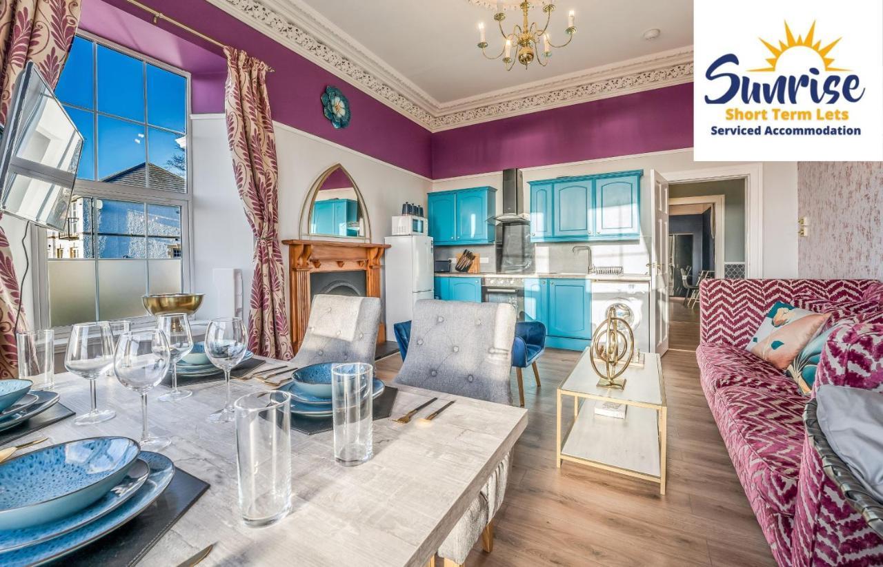 Presidential Apartment, Family Home, Luxury Bedrooms, 2 Rooms, 1 King Bed, 2 Single Beds, Free Wifi, Free Parking, Tourists, Business Travelers, Relocation, Beautiful River Views, - Long Stays, Invoice And Reduced Price Are Only Via Sunrise Short Let Dundee Dış mekan fotoğraf