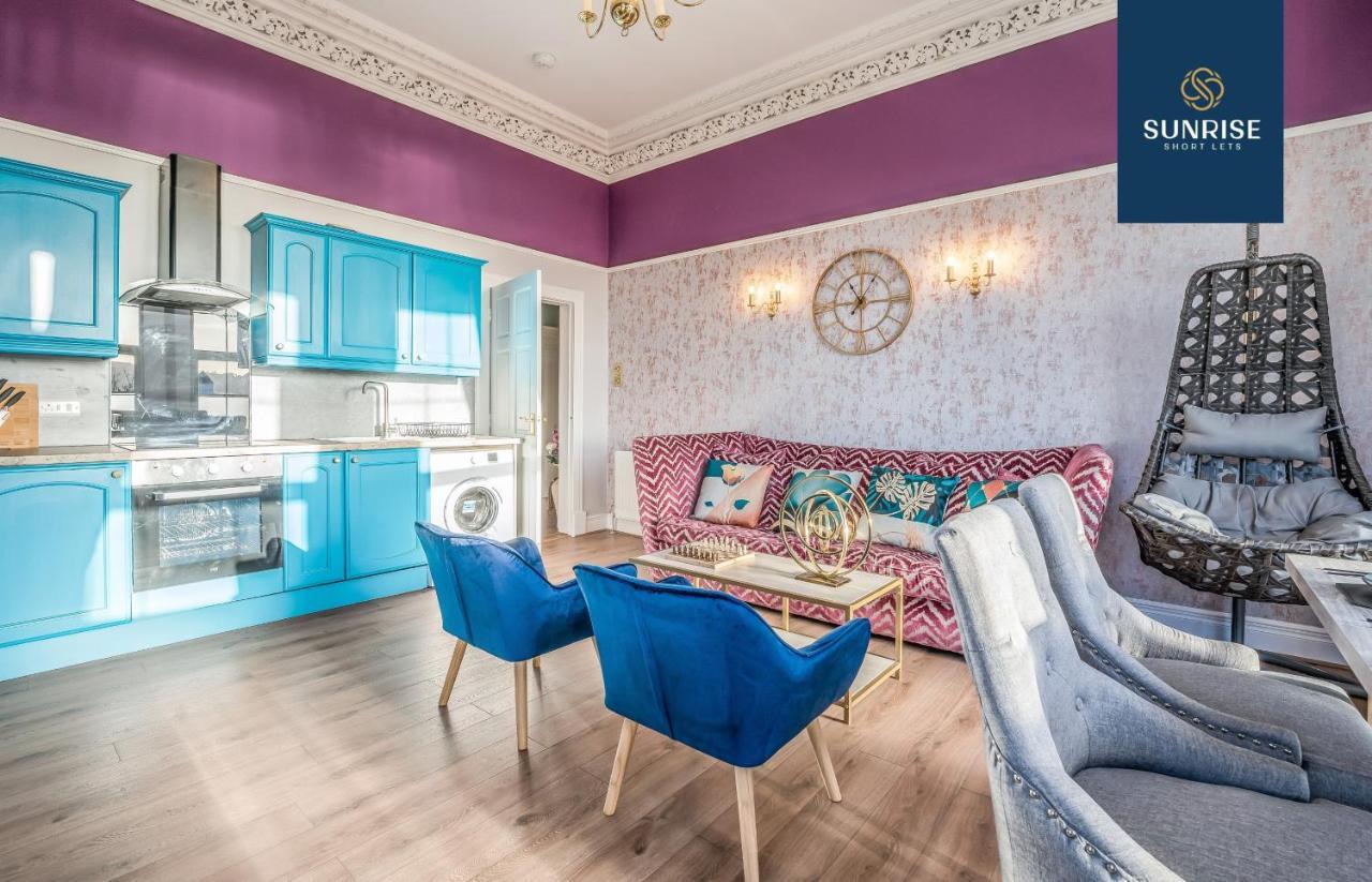 Presidential Apartment, Family Home, Luxury Bedrooms, 2 Rooms, 1 King Bed, 2 Single Beds, Free Wifi, Free Parking, Tourists, Business Travelers, Relocation, Beautiful River Views, - Long Stays, Invoice And Reduced Price Are Only Via Sunrise Short Let Dundee Dış mekan fotoğraf