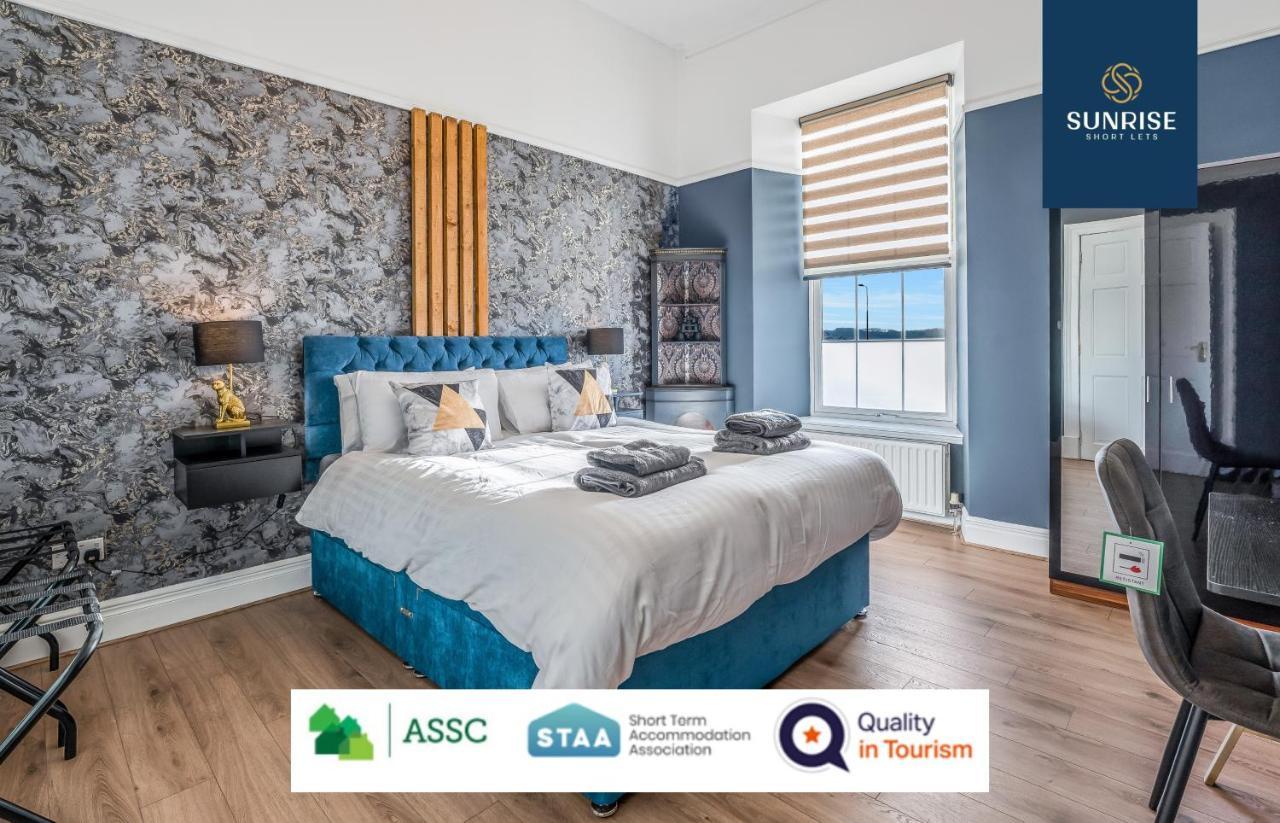 Presidential Apartment, Family Home, Luxury Bedrooms, 2 Rooms, 1 King Bed, 2 Single Beds, Free Wifi, Free Parking, Tourists, Business Travelers, Relocation, Beautiful River Views, - Long Stays, Invoice And Reduced Price Are Only Via Sunrise Short Let Dundee Dış mekan fotoğraf